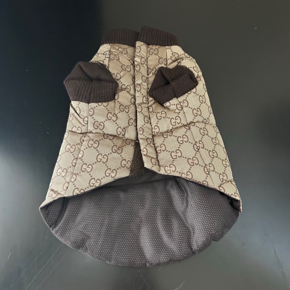 Gucci Dog Puffer Jacket. NWOT - Picture 2 of 10